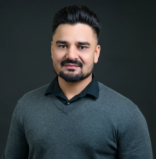 Harpreet Sekhon, Mortgage Associate